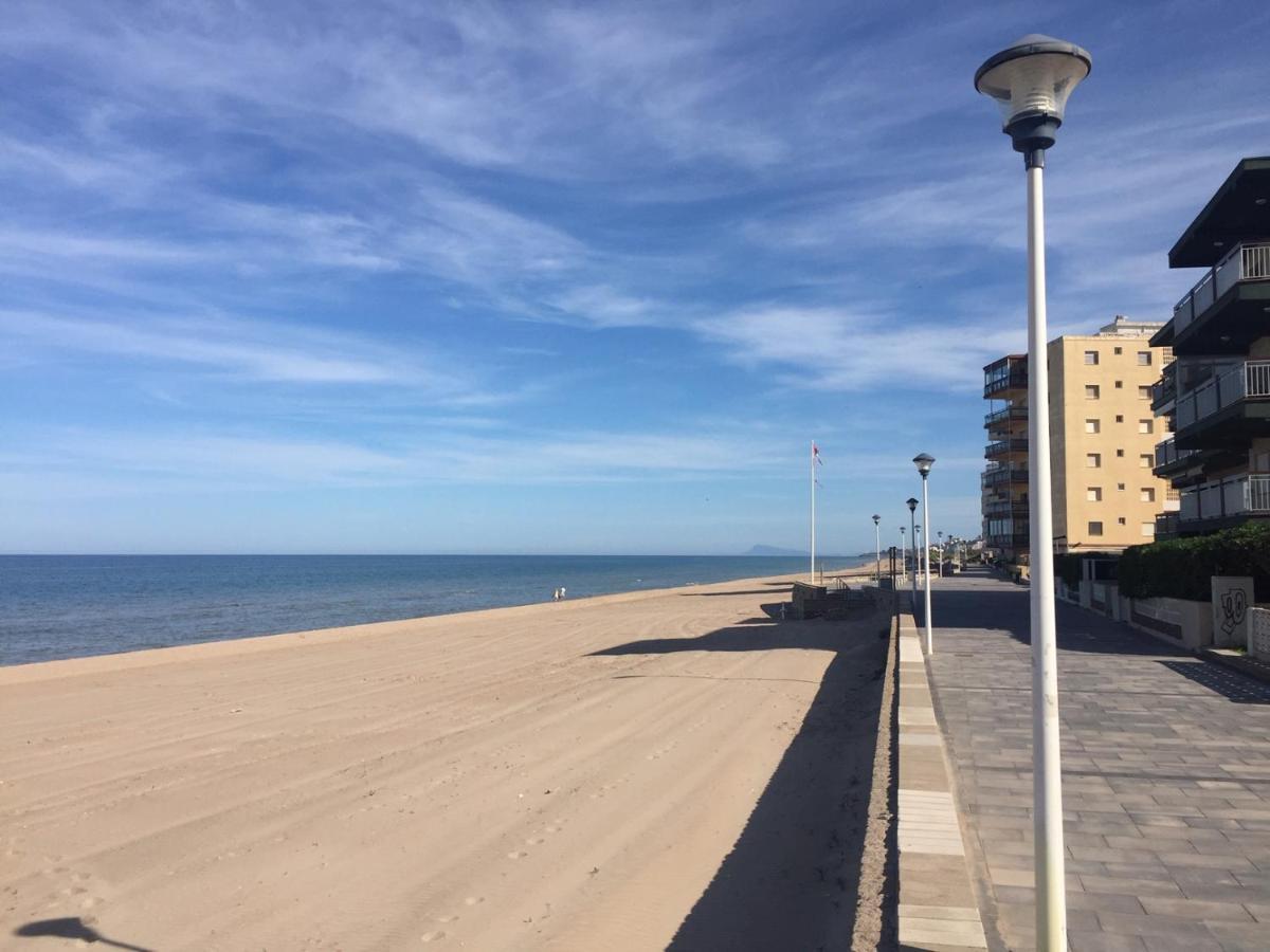 Large Apartment With Sea Views Sueca Exterior photo